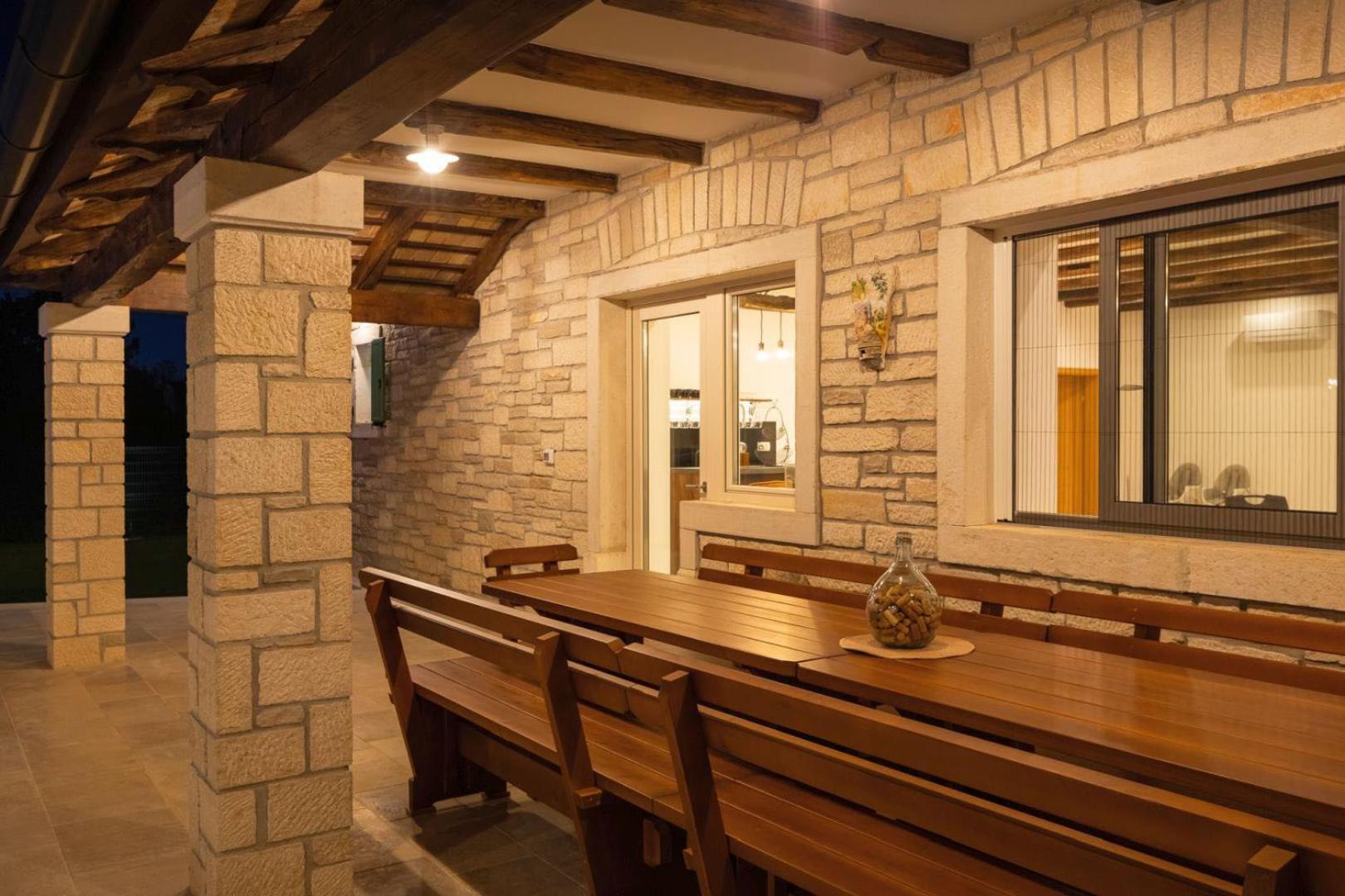 Villa Rustic Kave With Wellness In