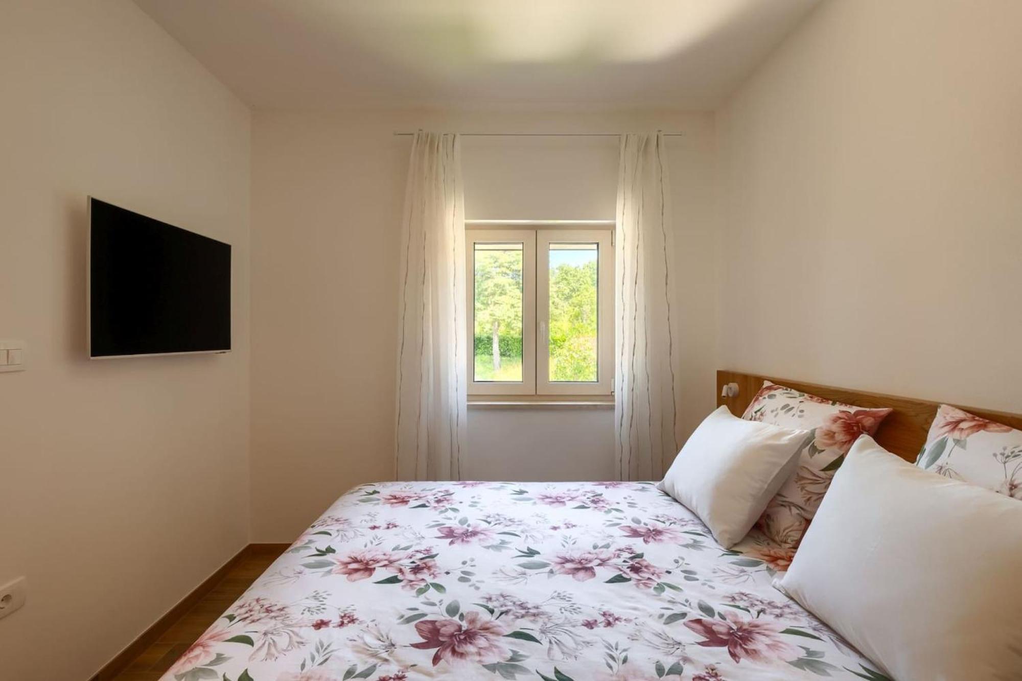 Rustic Kave With Wellness In