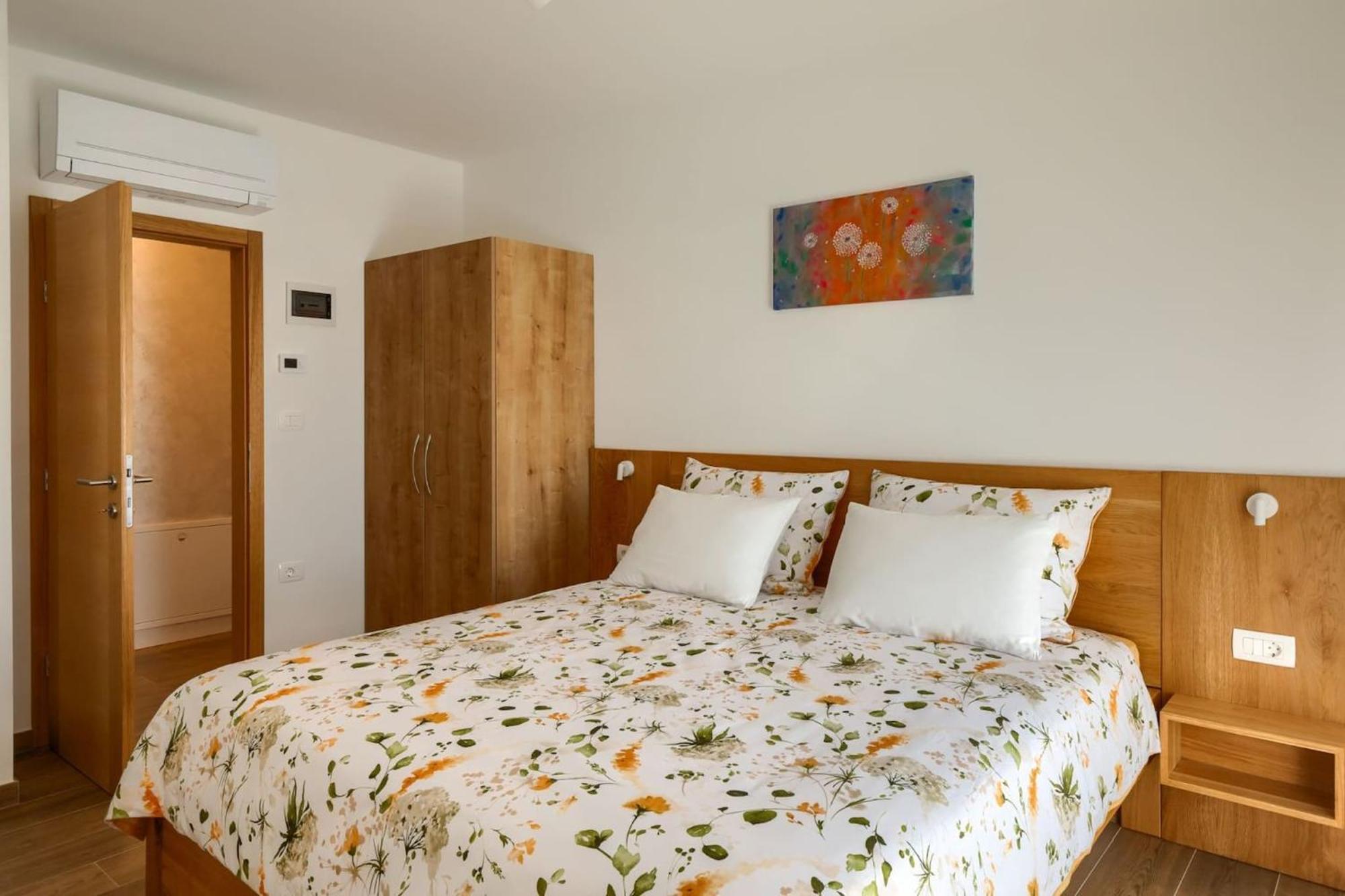 Rustic Kave With Wellness In