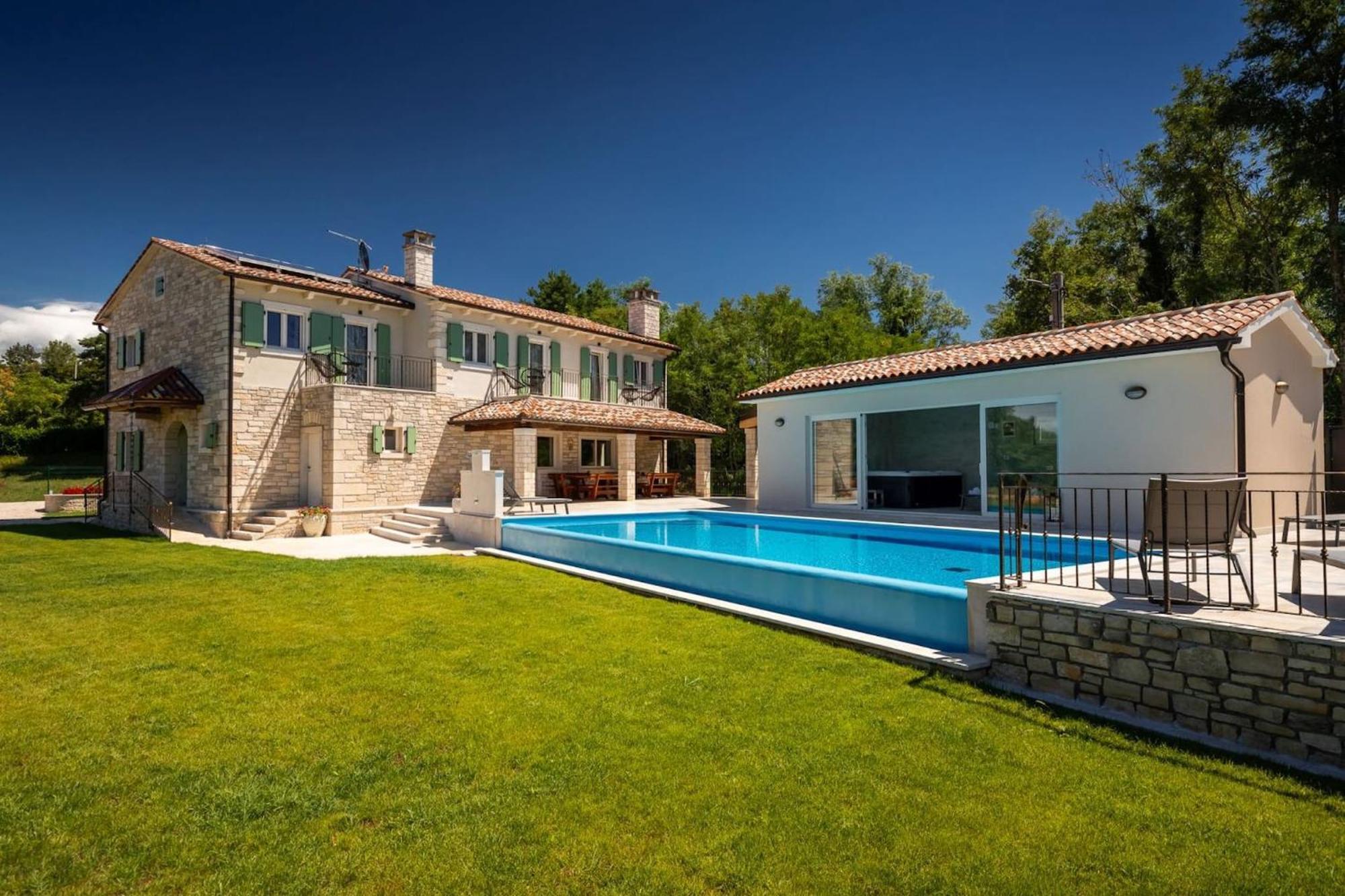 Rustic Kave With Wellness In